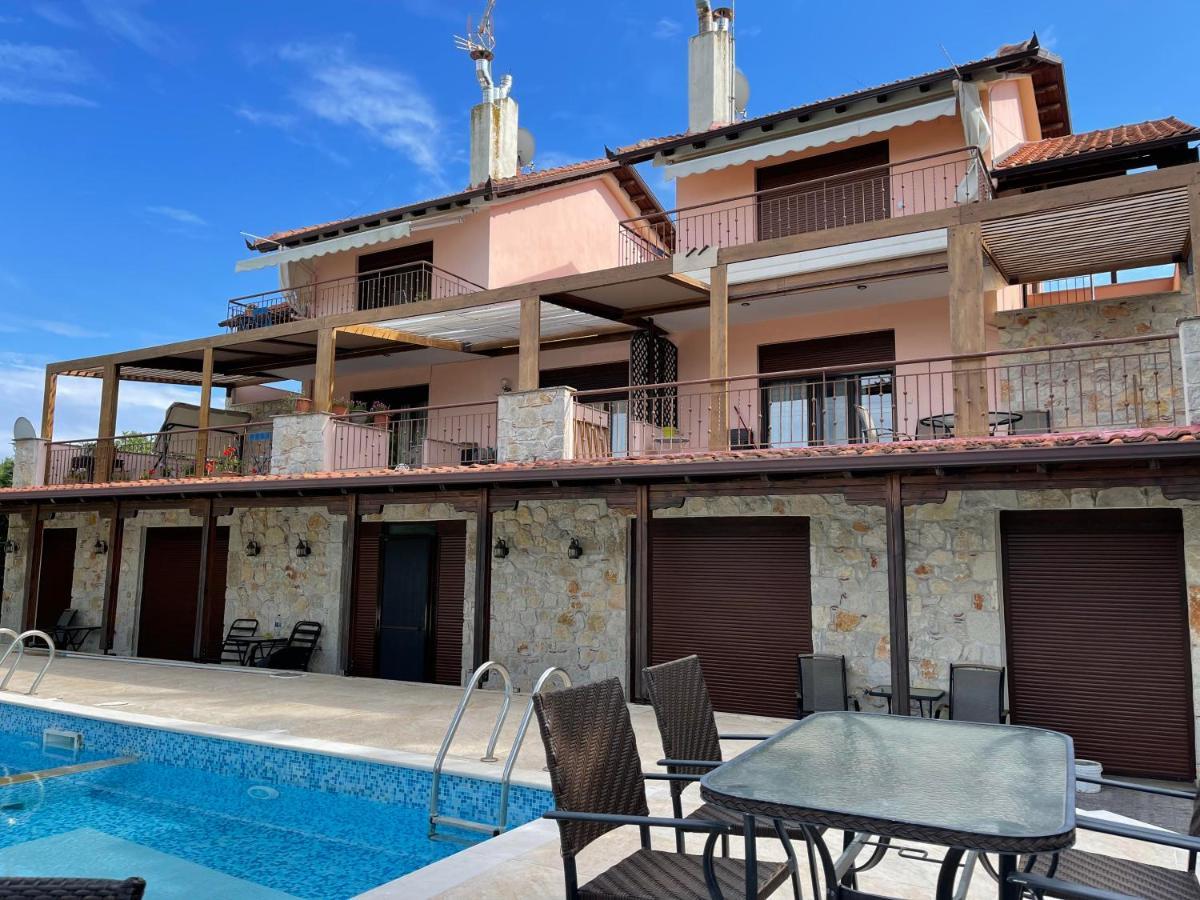 פפקוהורי Captain'S Apartments מראה חיצוני תמונה